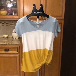 Maurice’s Very cute Spring Top